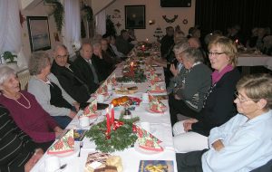 Weihnachtsfeier der Senioren Weihnachtsfeier der Senioren