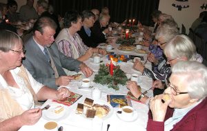 Weihnachtsfeier der Senioren Weihnachtsfeier der Senioren