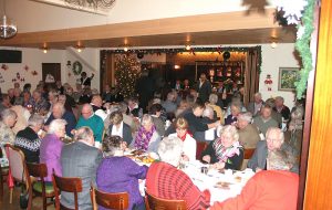 Weihnachtsfeier der Senioren Weihnachtsfeier der Senioren