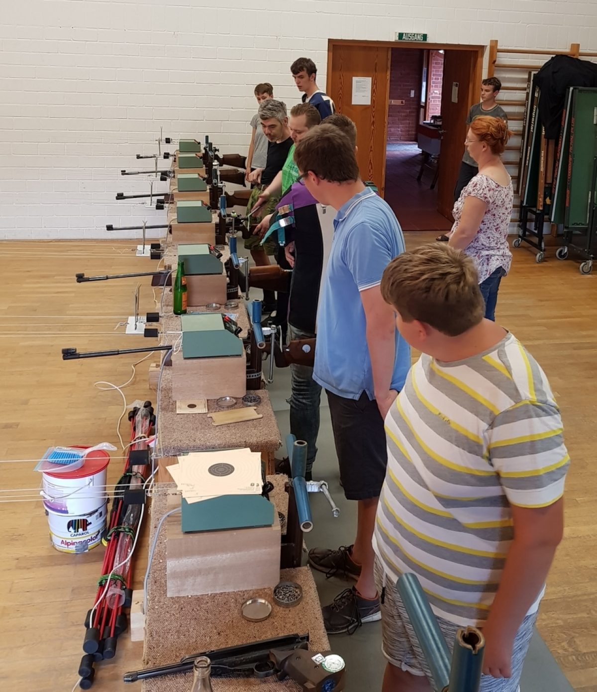 Bogenschießen und Luftgewehrschießen